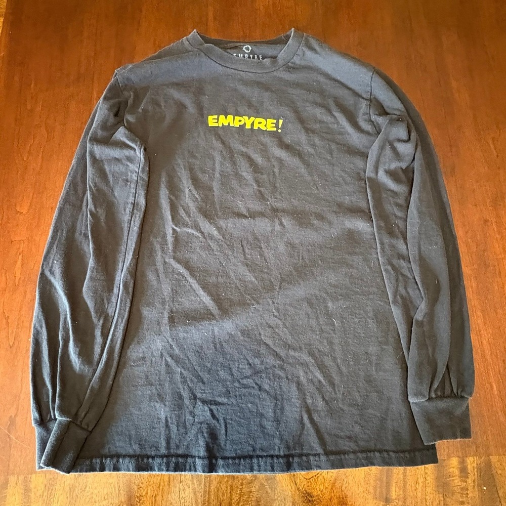 Empyre Don't Look Back Graphic Long Sleeve Tee Small